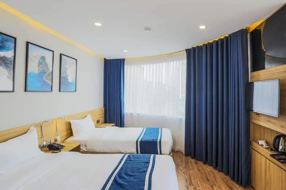 Doji Stars Hotel Da Nang Buitenkant foto